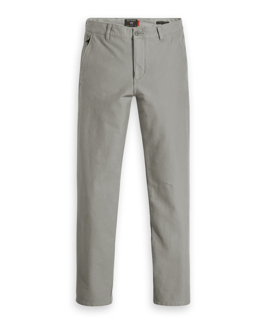 Front view of model wearing Chimera Smart 360 Flex Comfort Knit Chino Pants, Slim Fit.