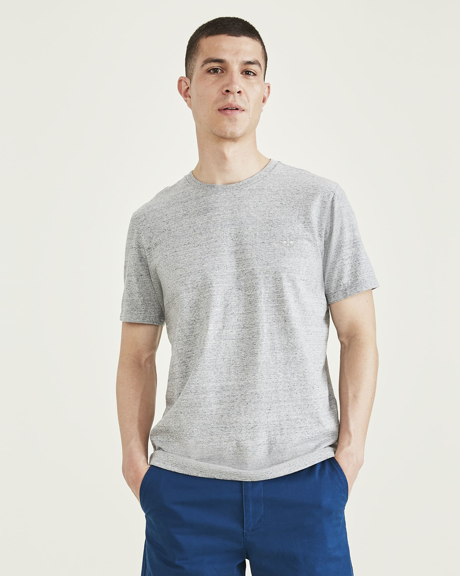 Front view of model wearing Smokestack Heather Original Tee.
