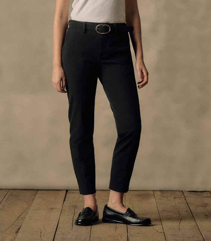 Dockers® women’s chinos offering a blend of comfort and style, perfect for everyday wear and active lifestyles.